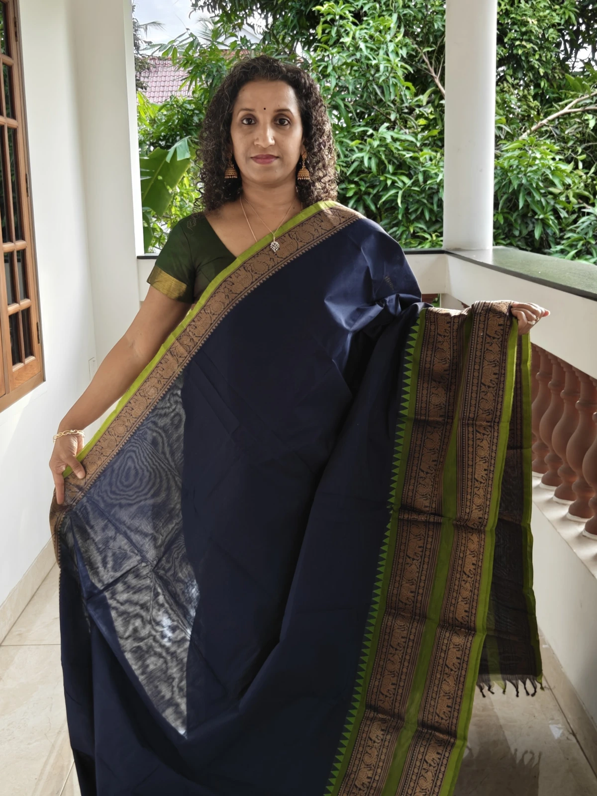 Navy Blue Kanchi Cotton Saree With Parrot Green Pkc015 (2)